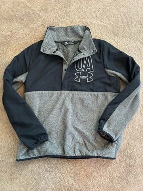 Under Armour Boys Black and Gray Pullover Jacket